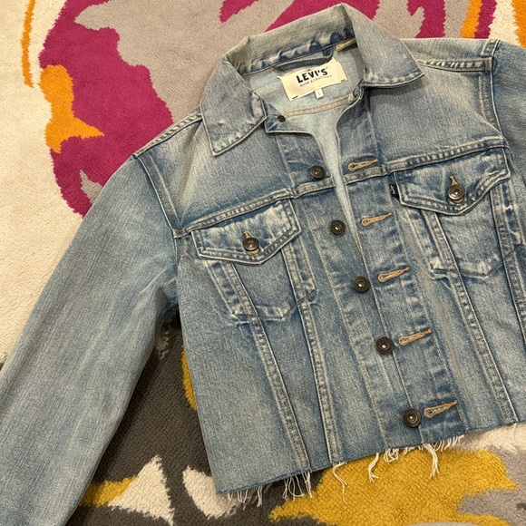 Levi’s cropped jean jacket - Picture 7 of 8